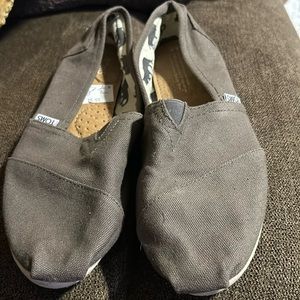 TOMS